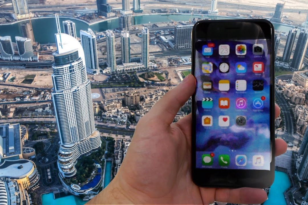 Imagem de Aniquilado: iPhone 7 Plus é jogado do topo do edifício mais alto do mundo no tecmundo