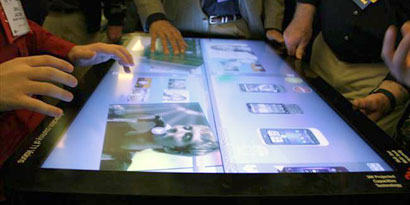 Imagem de 3M exibe mesa touchscreen de 46 polegadas no site TecMundo