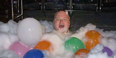 Imagem de 14 fatos curiosos sobre Kim Dotcom, o fundador do Megaupload no site TecMundo