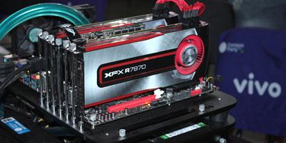 Imagem de O incrível computador de 30 mil reais da Campus Party Brasil 2012 no site TecMundo