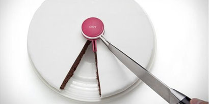 Imagem de Você não tem mais desculpa para cortar torto o bolo de aniversário no site TecMundo