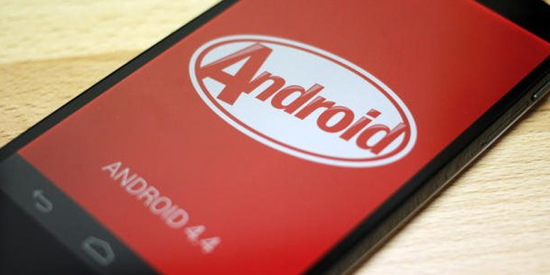 Imagem de Log de app da Google prova que Android 4.4.3 está perto de ser lançado no site TecMundo