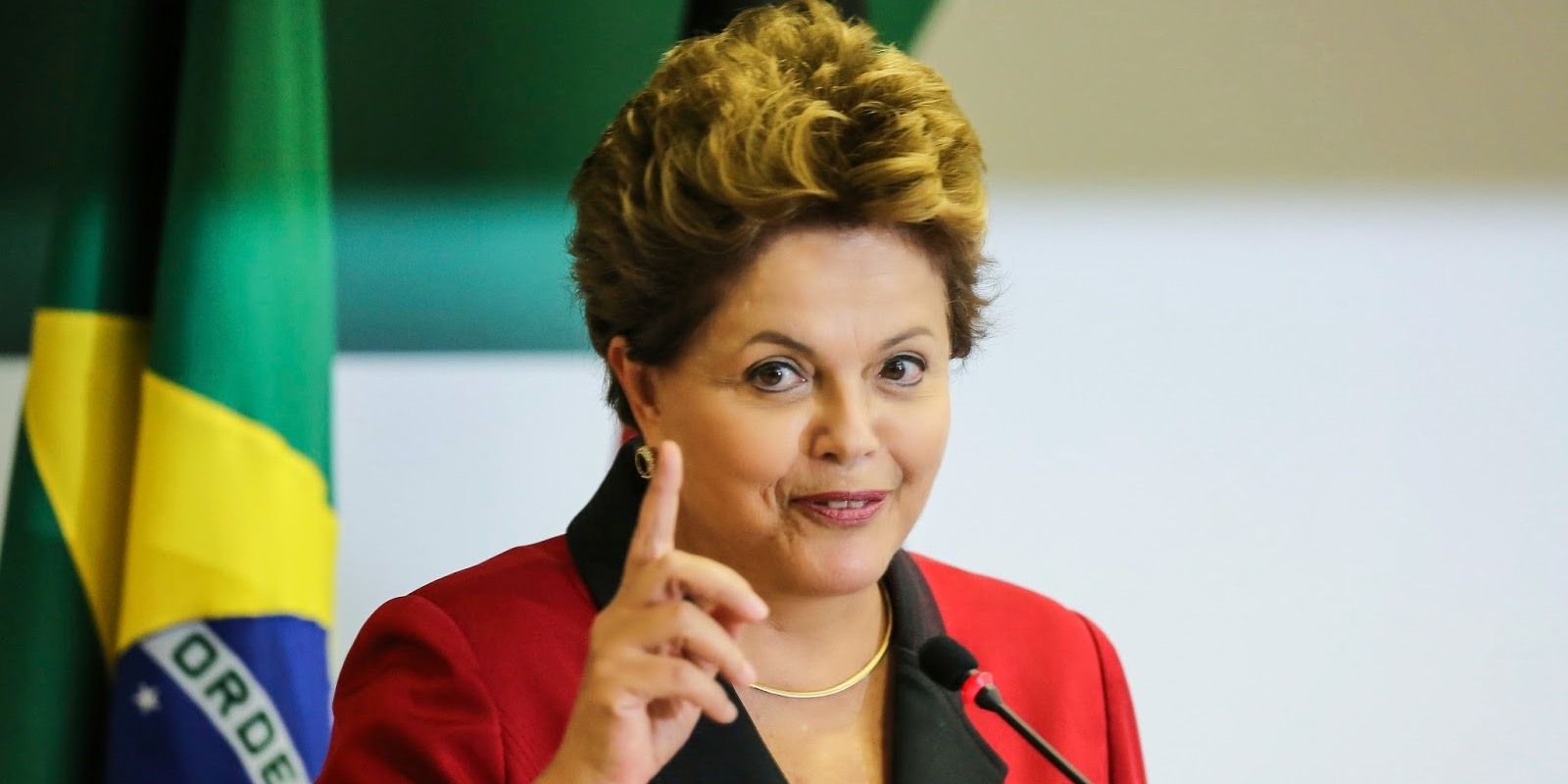 Imagem de Presidente Dilma responde a perguntas sobre o "Mais Médicos" no Facebook no site TecMundo
