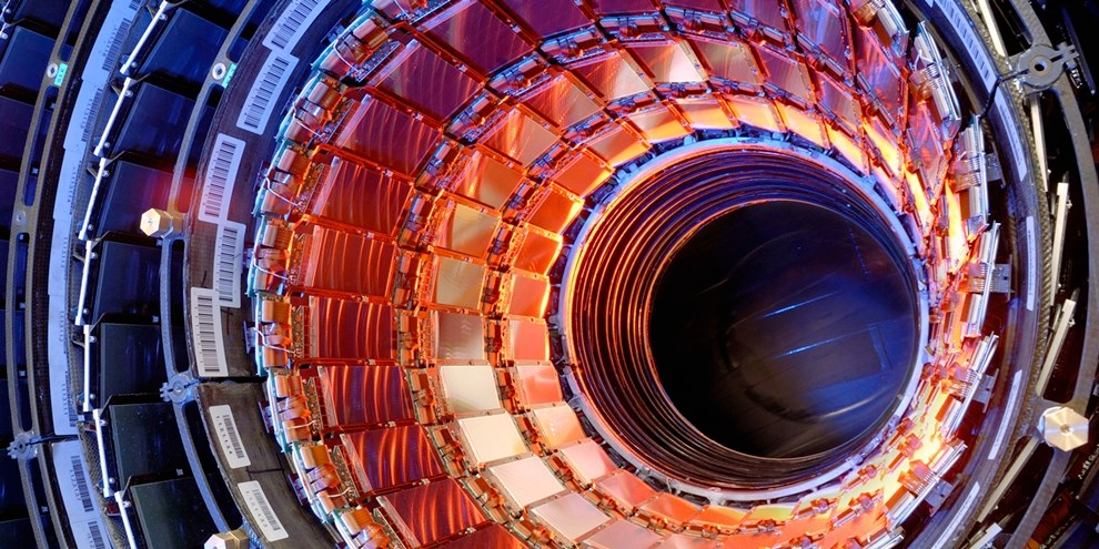 Imagem de FCC, o maior acelerador de partículas do mundo, terá 100 km de extensão no site TecMundo