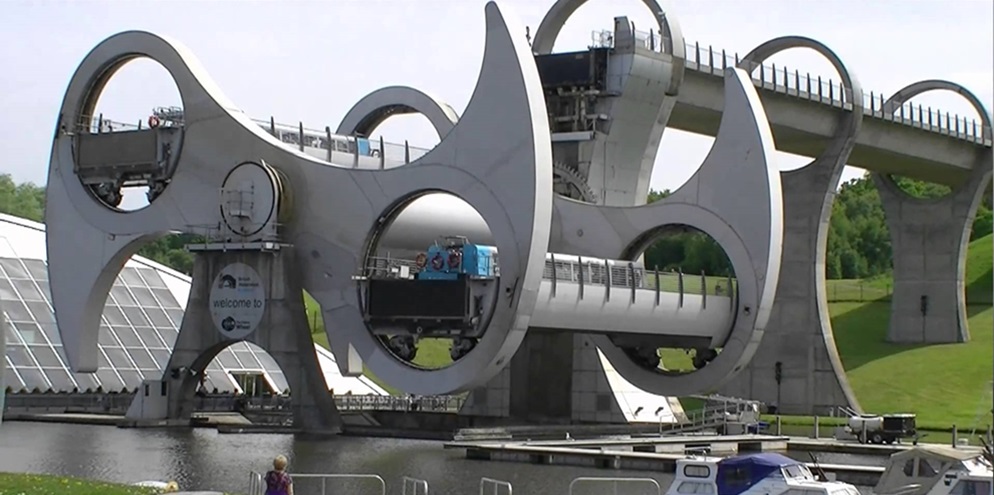 Imagem de Roda de Falkirk: conheça o primeiro elevador giratório de barcos do mundo no site TecMundo