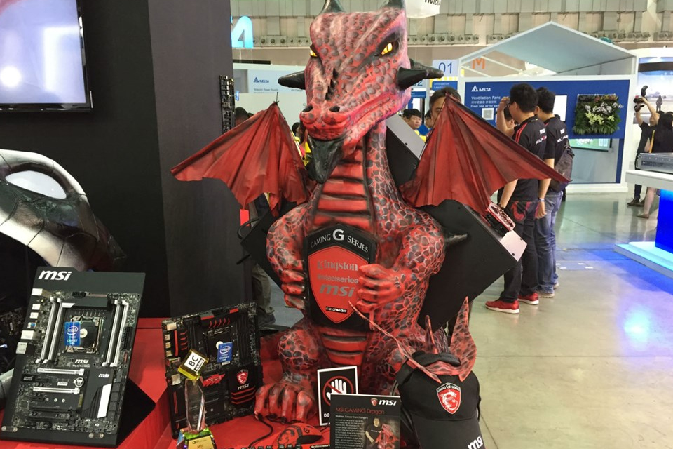 Imagem de 5 casemods incríveis exibidos na Computex 2015 no tecmundo