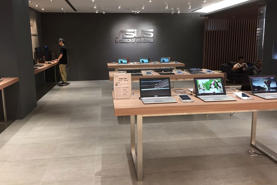 Imagem de Visitamos a primeira loja oficial da ASUS no mundo no tecmundo