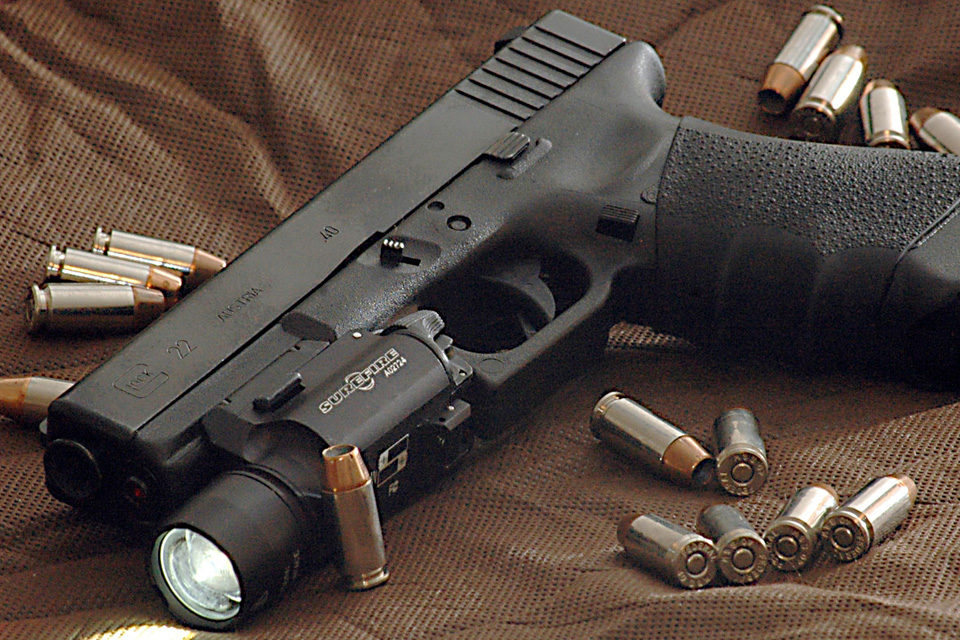 Imagem de Pistola Glock automática dispara 20 tiros por segundo no tecmundo