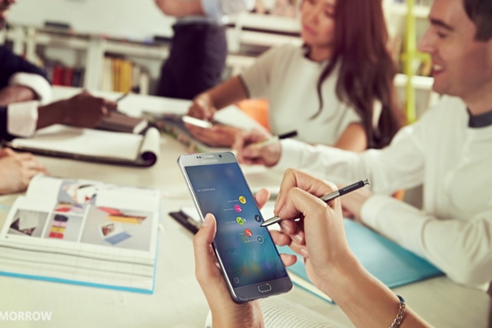 Imagem de Nova S Pen: caneta do Galaxy Note 5 é clicável e escreve em tela desligada no tecmundo