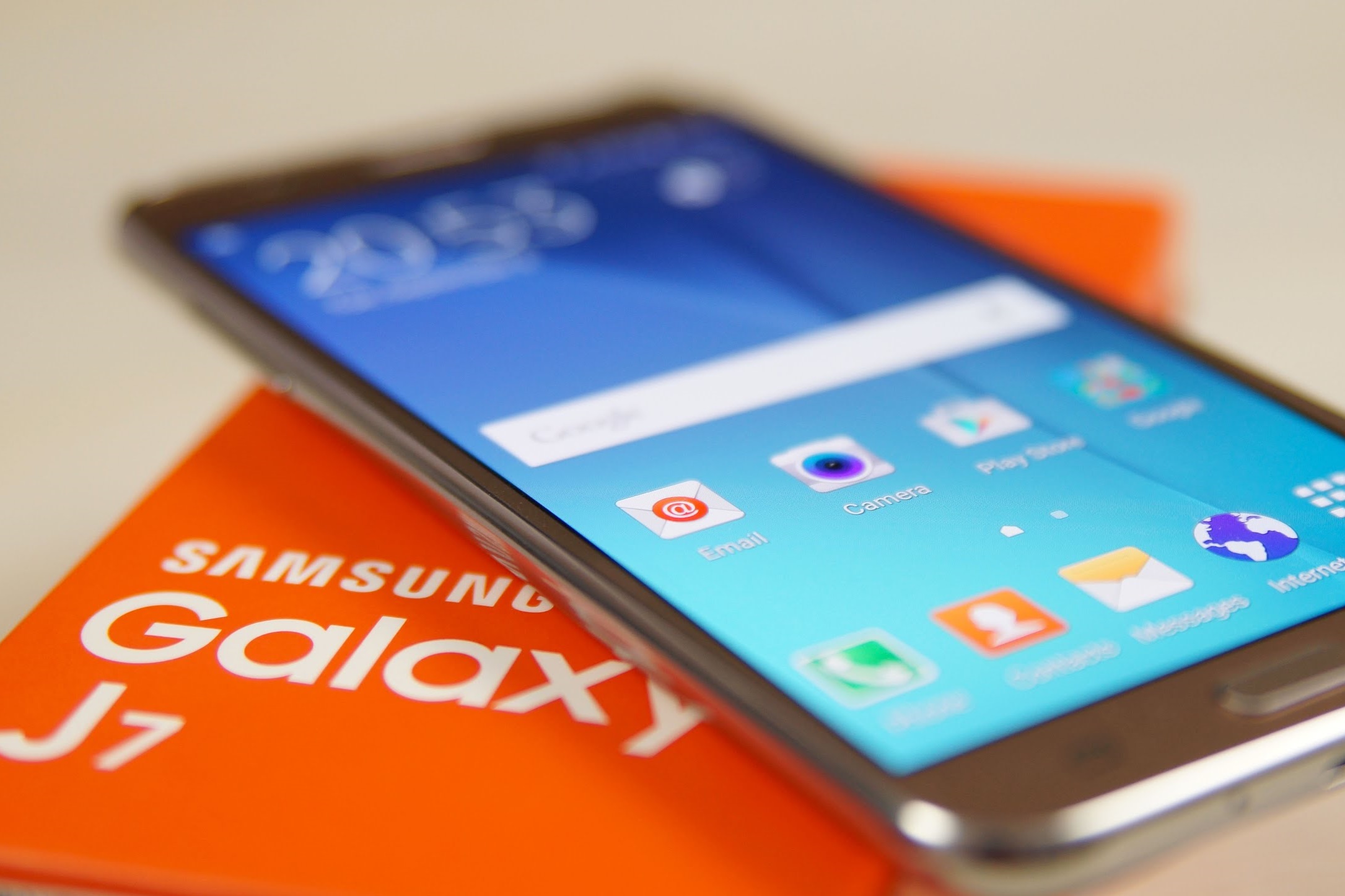 Imagem de As duas gerações dos Galaxy J: entenda as diferenças entre todos os modelos no tecmundo