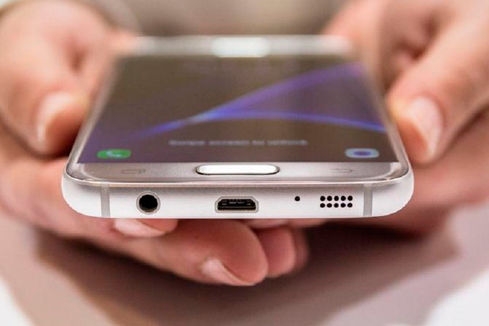 Imagem de Sim, o leitor de impressão digital do celular pode reconhecer o seu pênis no tecmundo