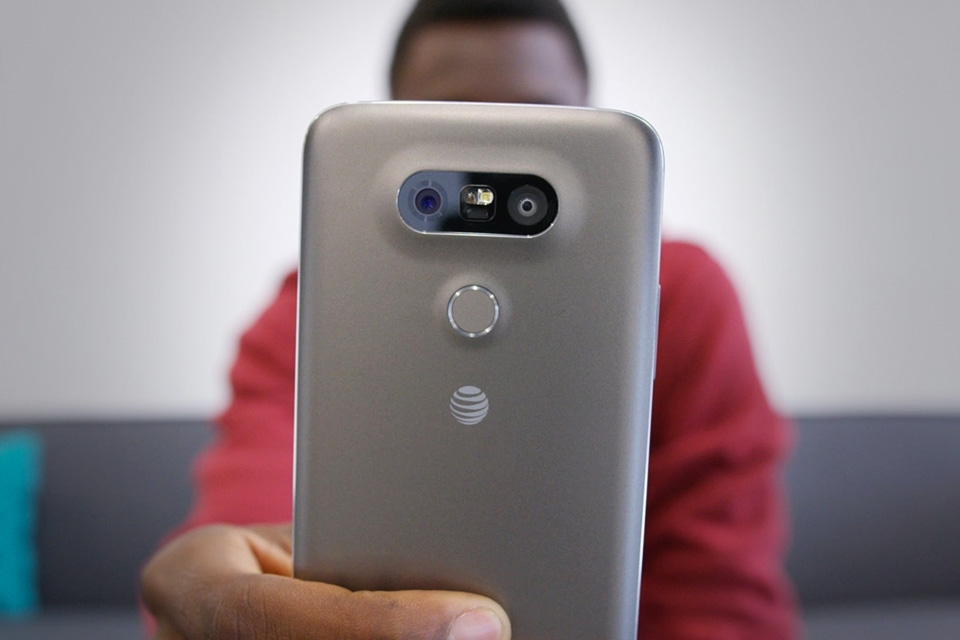 Imagem de Por que alguns smartphones agora têm duas câmeras traseiras? no tecmundo