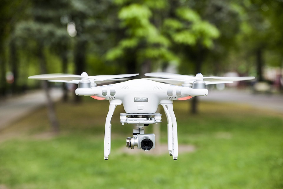 Imagem de DJI poderá deixar seu drone inutilizável se não tiver registro oficial no tecmundo