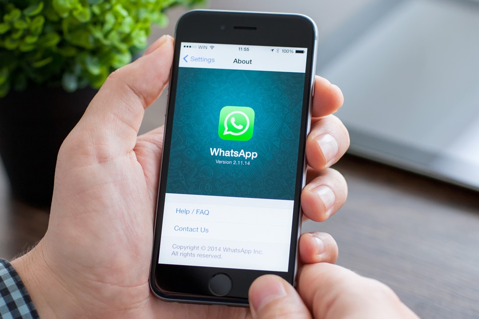 Imagem de Como melhorar fotos e vídeos no escuro usando a câmera do WhatsApp no iOS no tecmundo