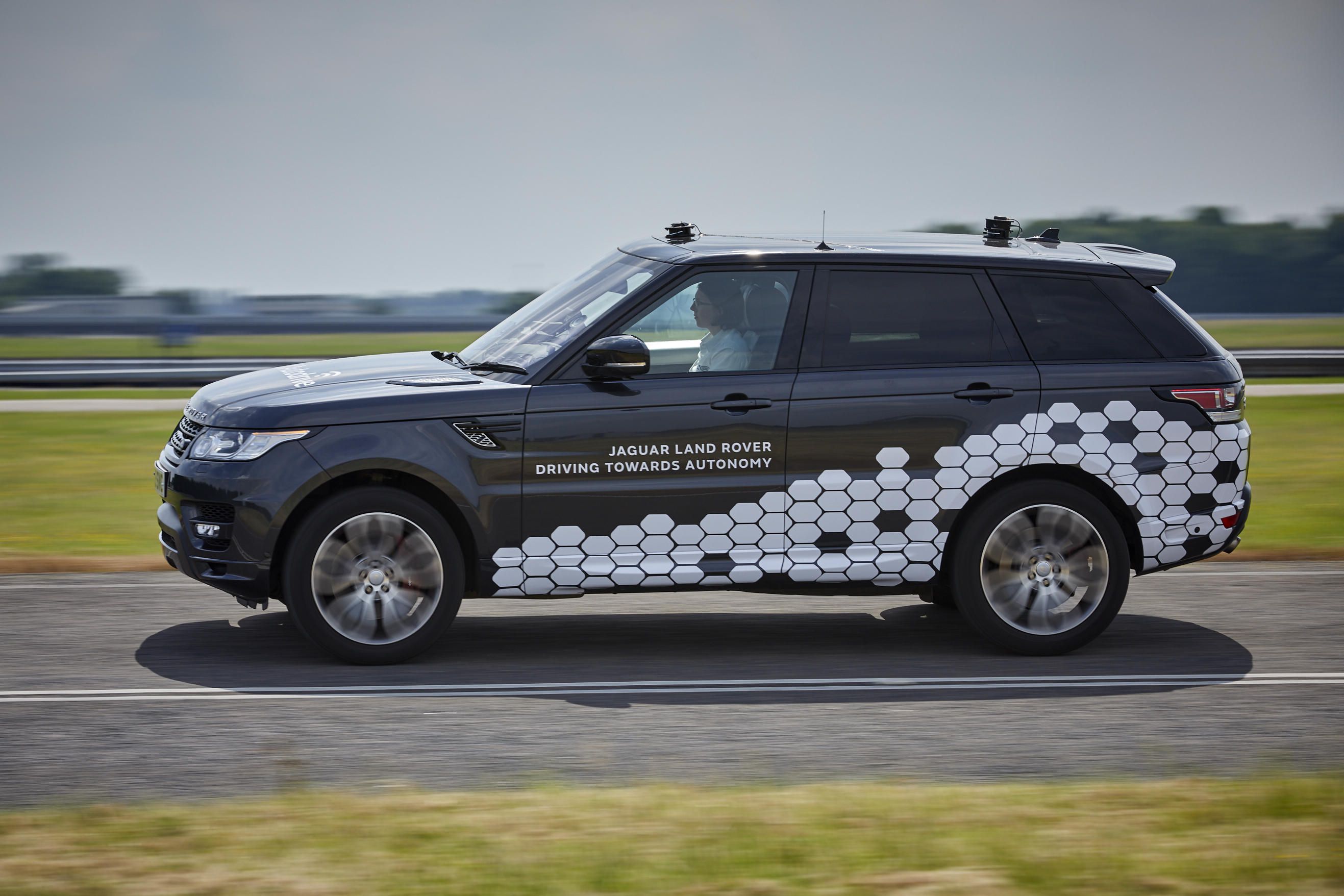 Imagem de Land Rover está testando tecnologia de direção autônoma nível 4 no tecmundo