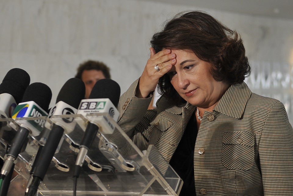 Imagem de Senadora Kátia Abreu sofre deface em site oficial por propina de R$ 500 mil no tecmundo