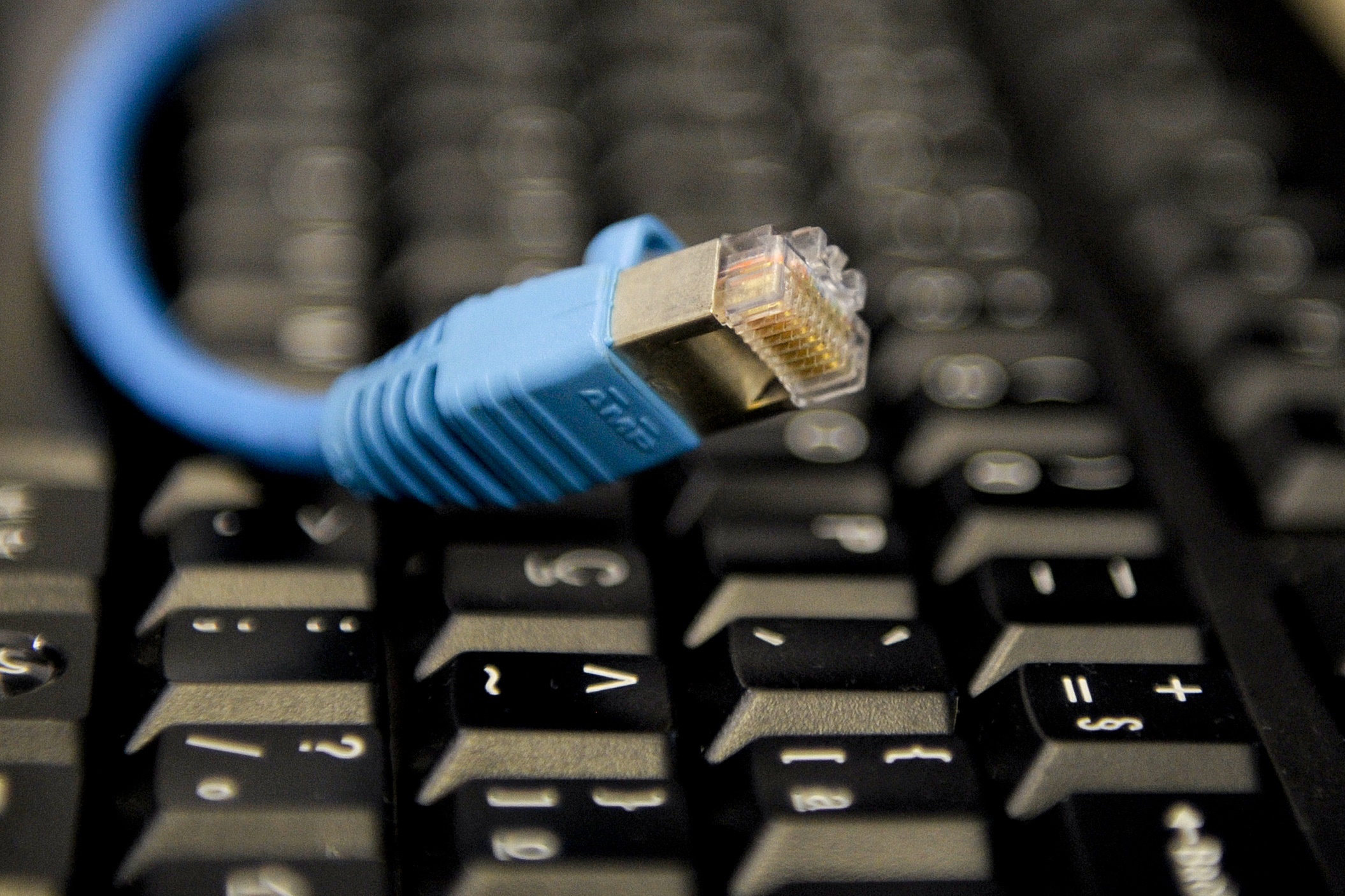 Imagem de Banda larga fixa ganha 1,4 milhão de assinantes no Brasil em um ano no tecmundo