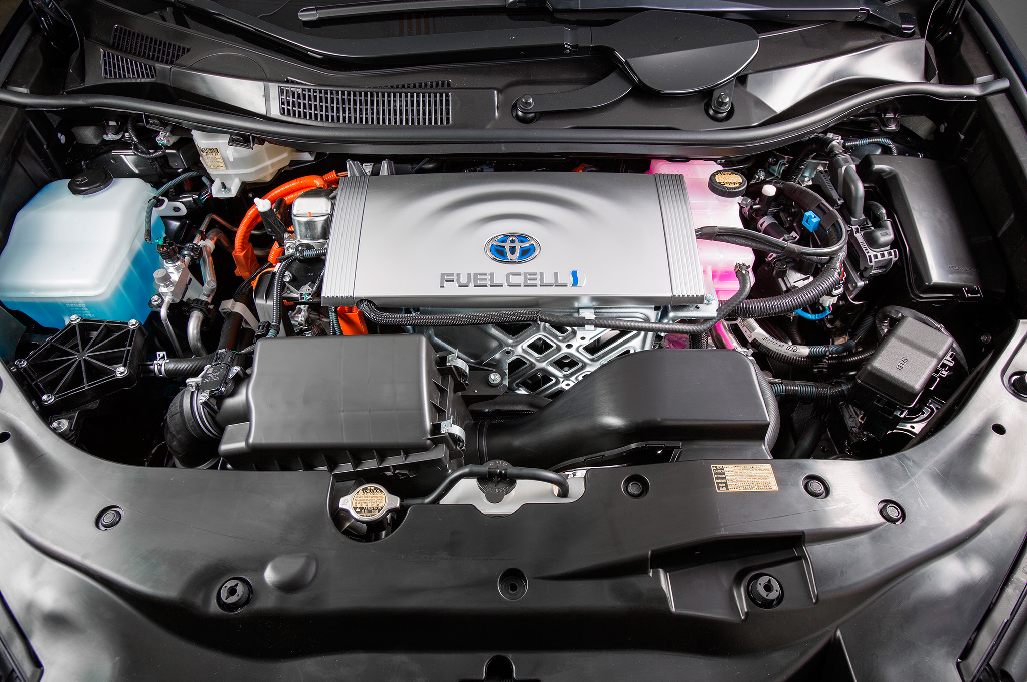Imagem de Toyota vai lançar um novo veículo elétrico com bateria de estado sólido no tecmundo
