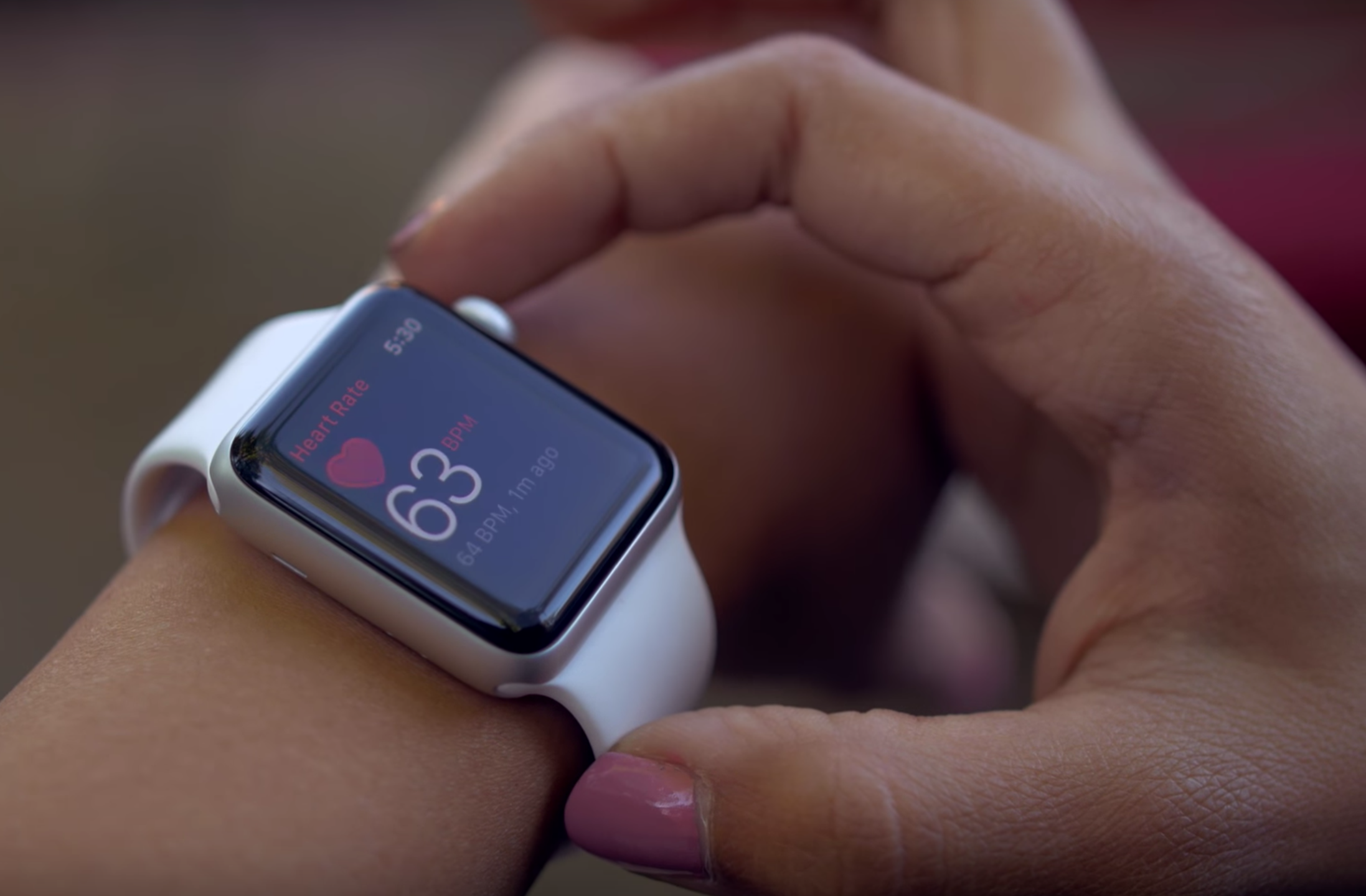 Imagem de Apple Watch 3 deve ser lançado em setembro juntamente com iPhone 8 no tecmundo
