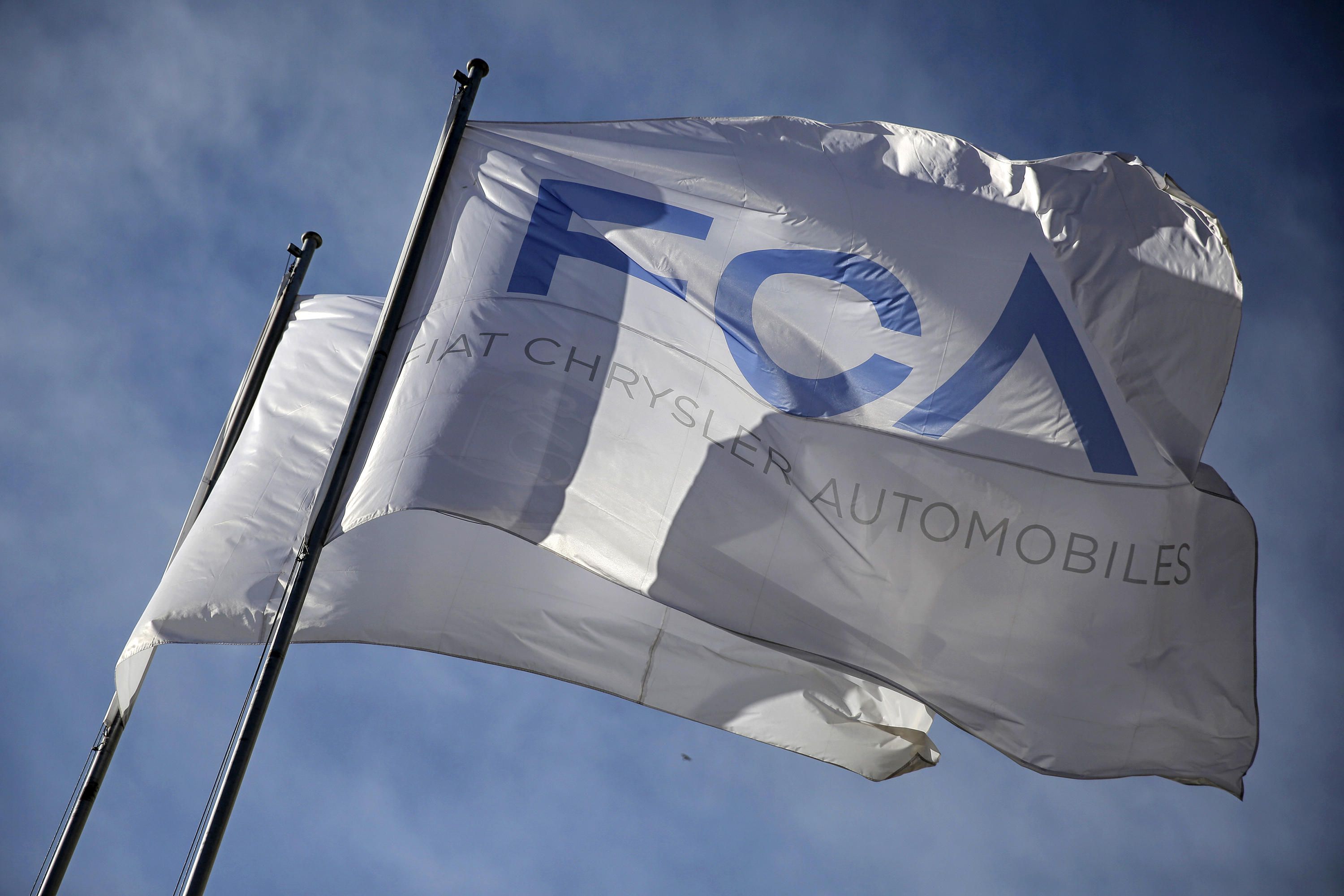 Imagem de Fiat Chrysler se junta a BMW, Intel e Mobileye para acelerar carro autônomo no tecmundo
