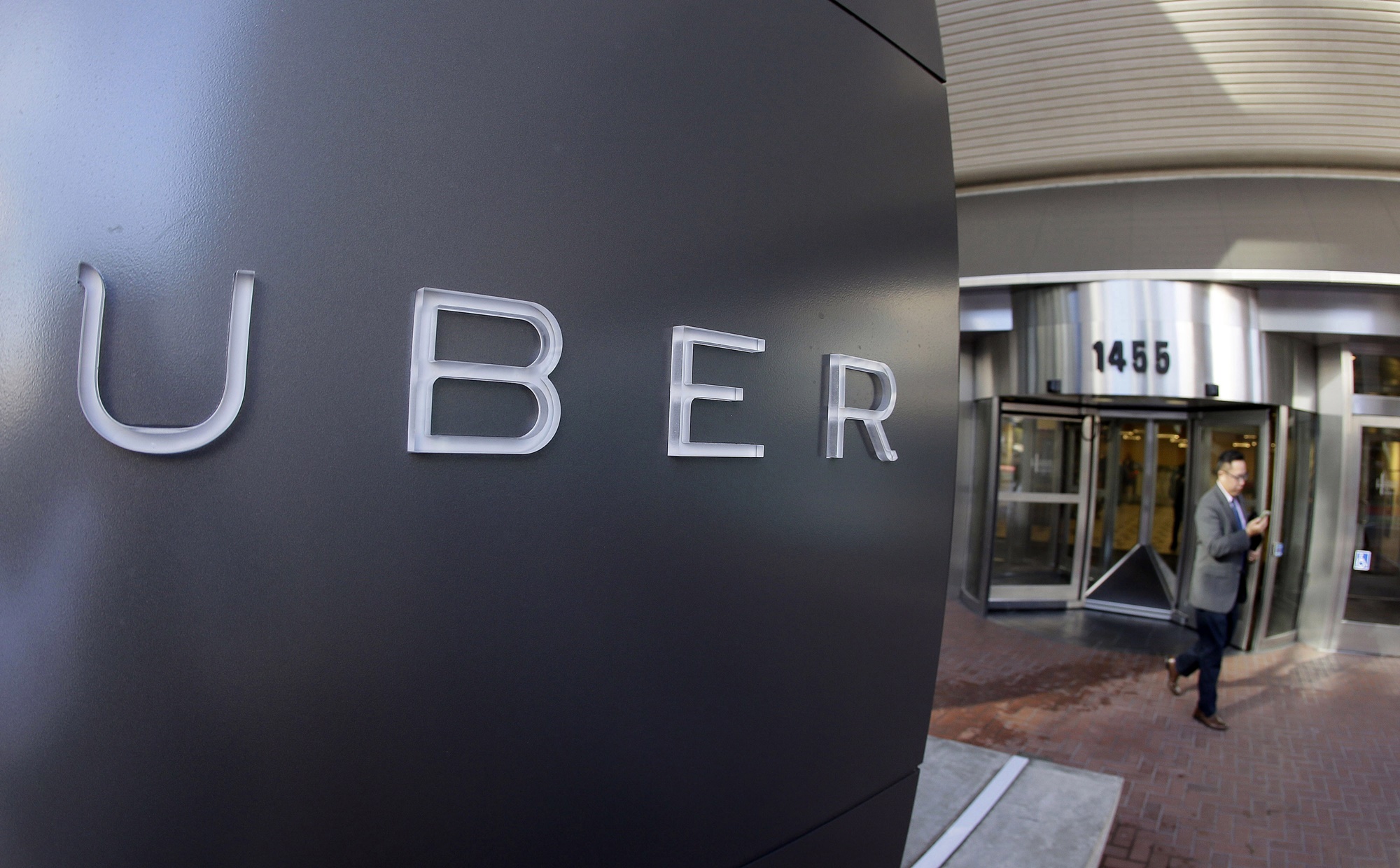 Imagem de Uber enfrenta acusações de suborno no mesmo dia que novo CEO assume no tecmundo