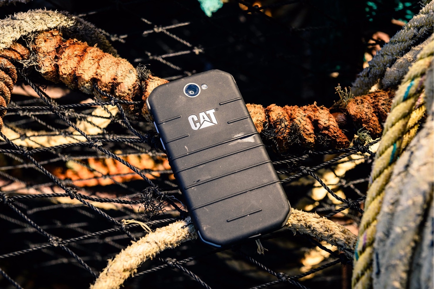 Imagem de Novos smartphones da CAT, “fortes como um trator”, são mostrados na IFA no tecmundo