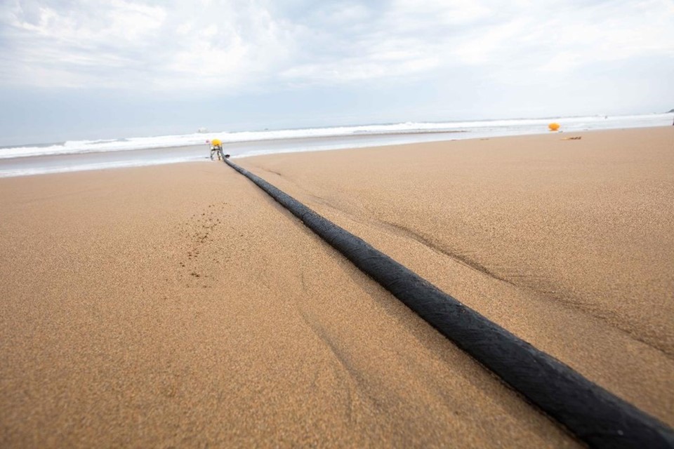 Imagem de Microsoft e Facebook instalam cabo submarino que liga Espanha e EUA no tecmundo