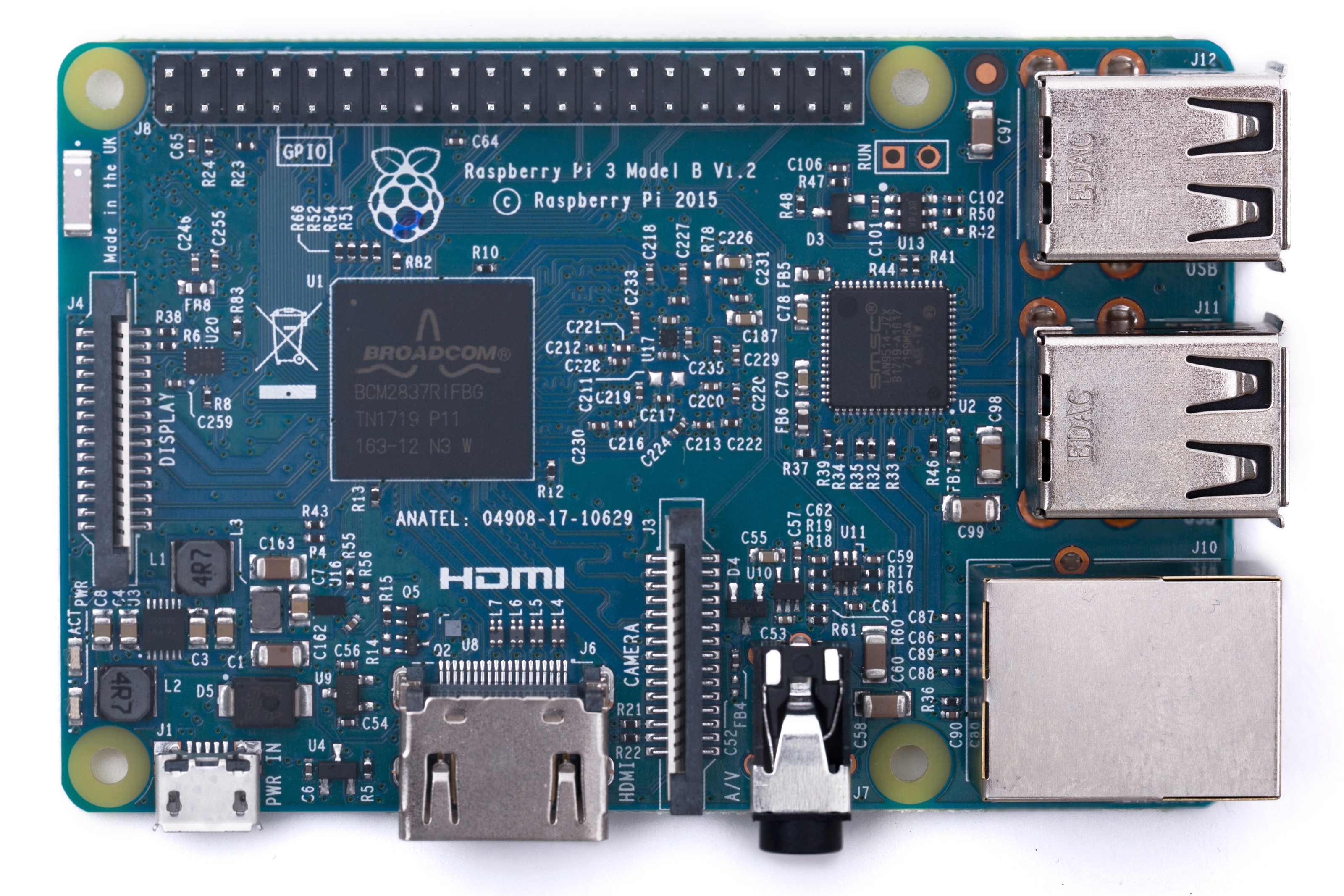 Imagem de Raspberry Pi 3 está disponível oficialmente no Brasil com cor exclusiva no tecmundo