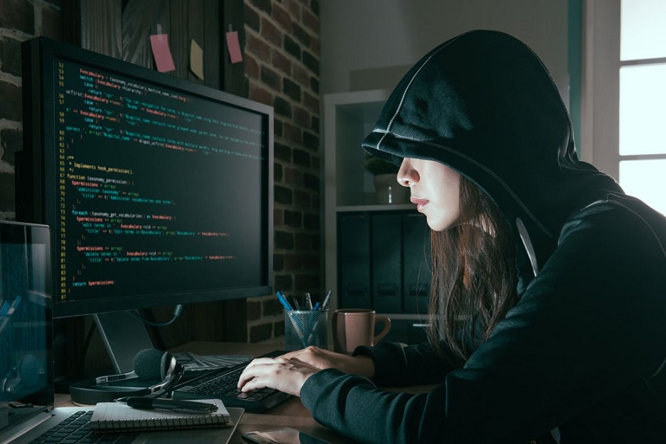 Imagem de A garota brasileira de 20 anos que vai hackear o planeta no tecmundo