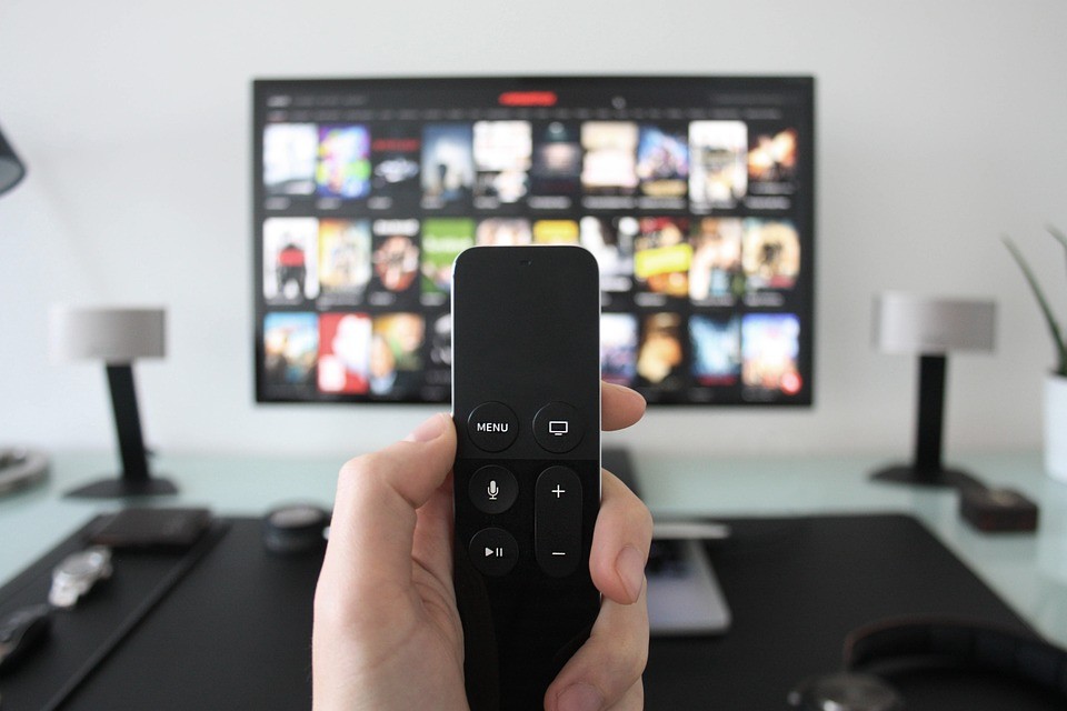 Imagem de Saiba como escolher o tamanho de televisão ideal para o ambiente no tecmundo