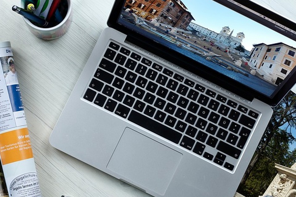 Imagem de Tudo limpinho! Apple registrou patente de teclado antissujeira no tecmundo