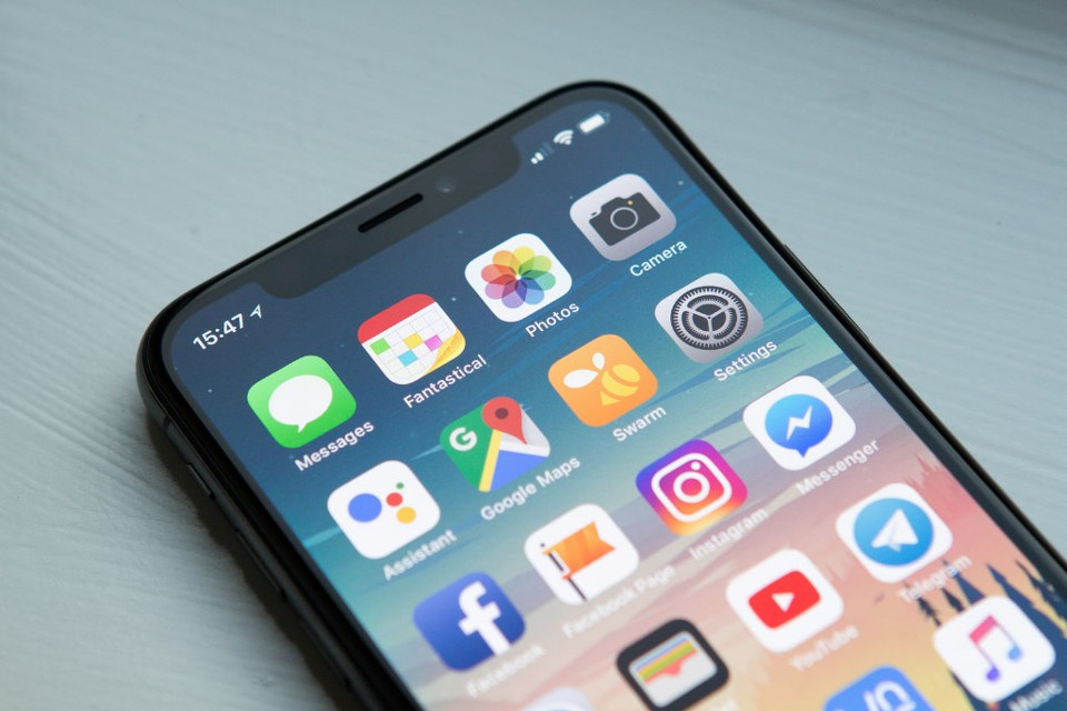 Imagem de Apple quer proteger os olhos dos usuários que usam o iPhone no escuro no tecmundo