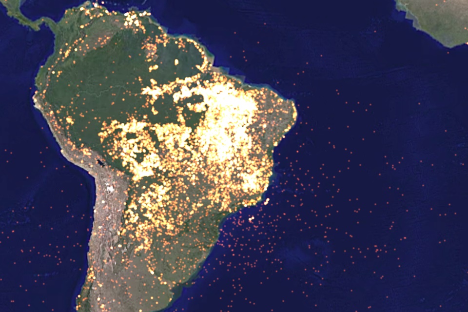 Imagem de Site usa imagens da NASA para mostrar como estamos mudando o planeta no tecmundo