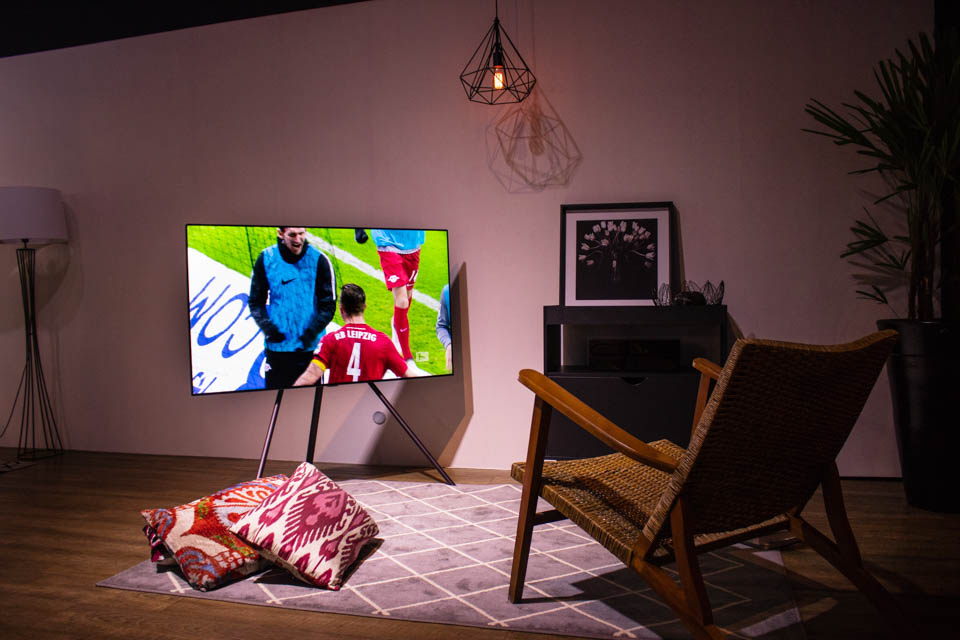 Imagem de TVs QLED 2018 da Samsung chegam ao Brasil; telas podem ficar sempre ligadas no tecmundo