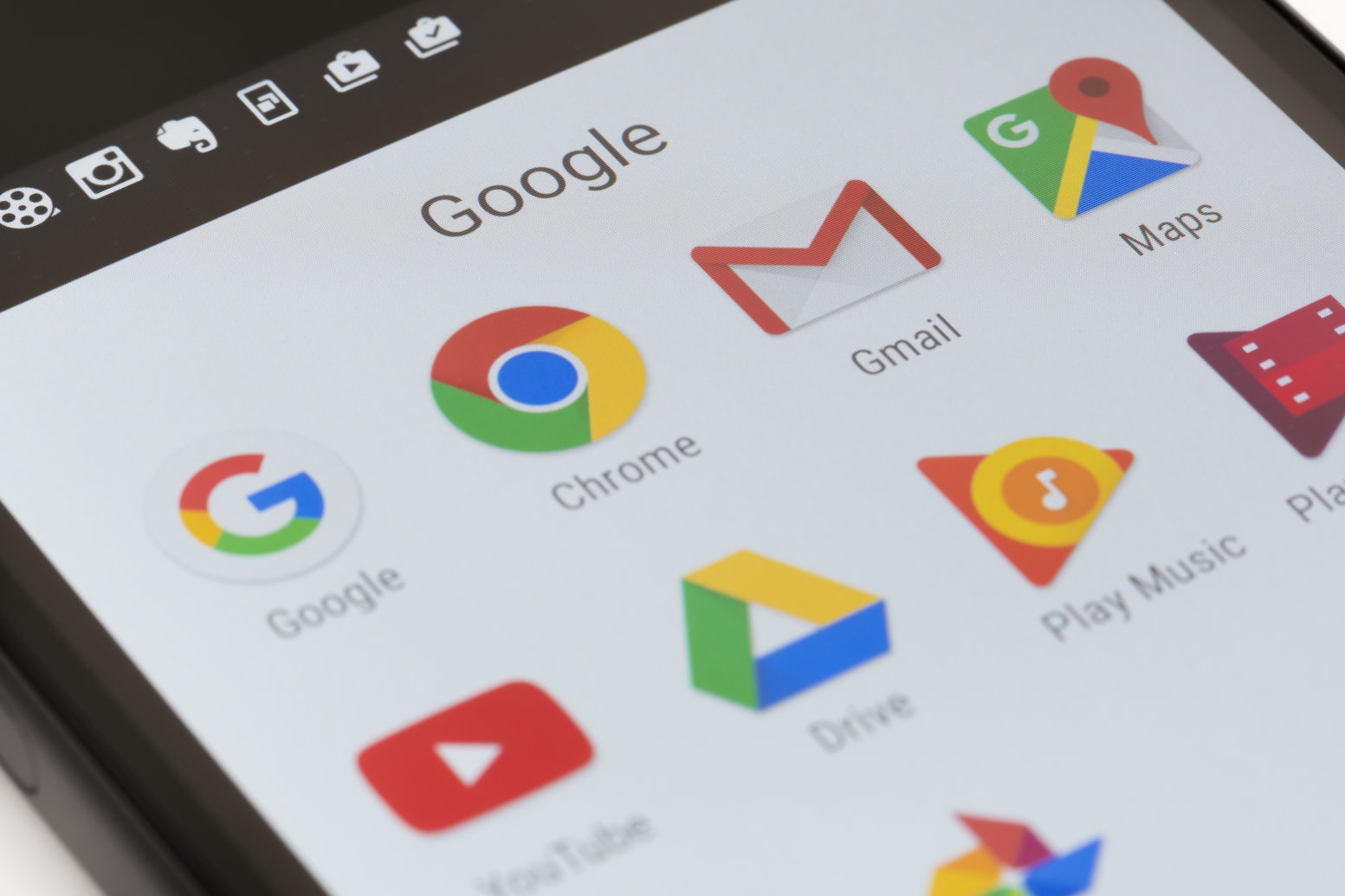 Imagem de Barra de buscas da Google começa a ganhar novo visual no Android no tecmundo