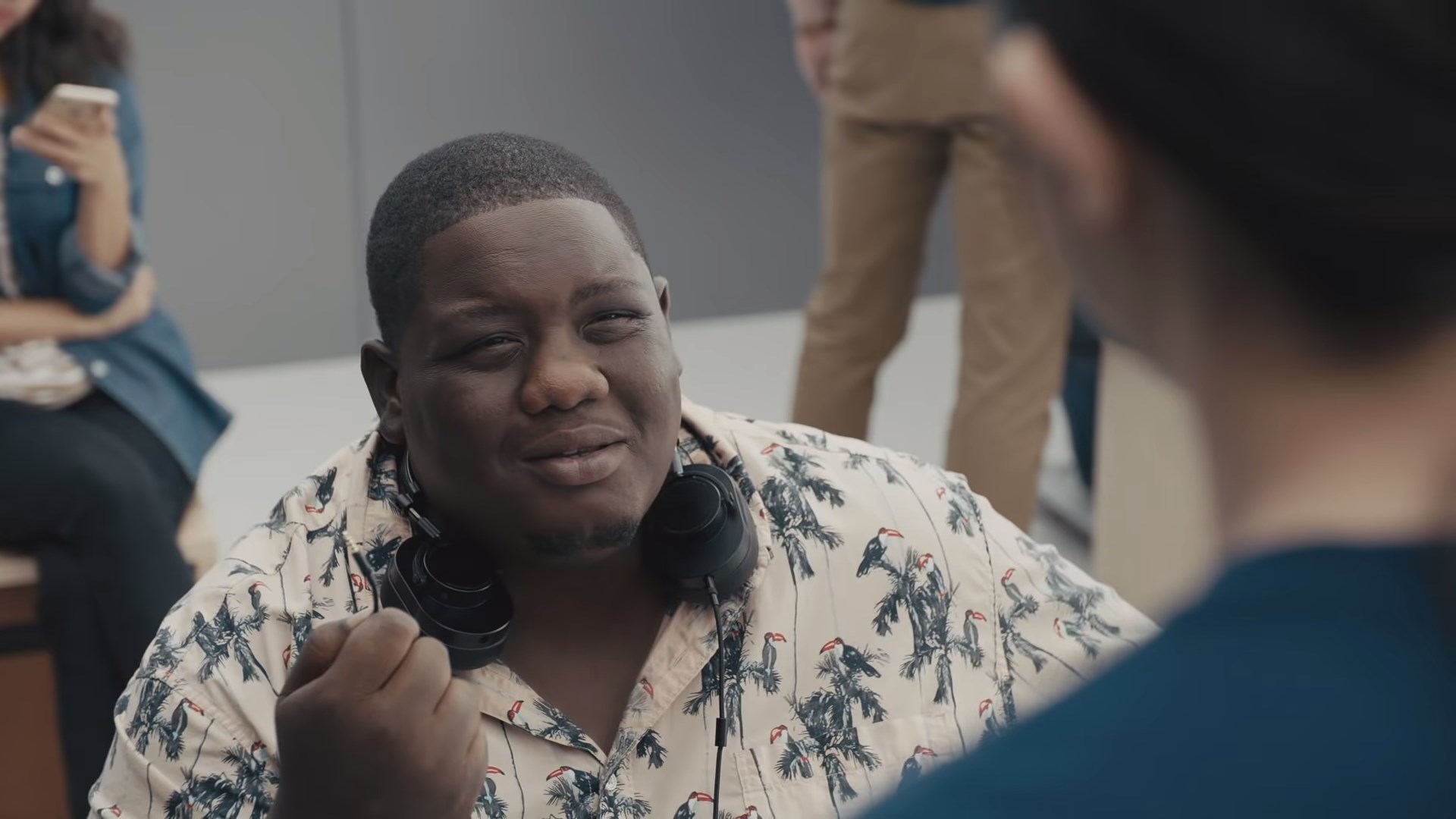 Imagem de A zoeira não para! Samsung lança novos vídeos tirando sarro do iPhone X no tecmundo