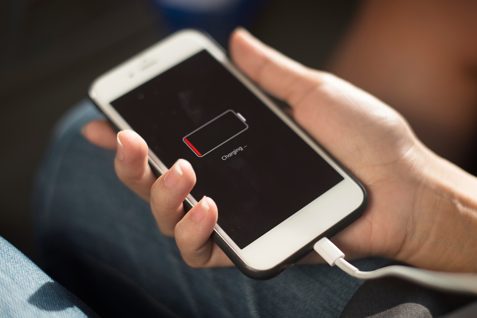 Imagem de Ranking mostra qual bateria de celular recarrega mais rápido no tecmundo