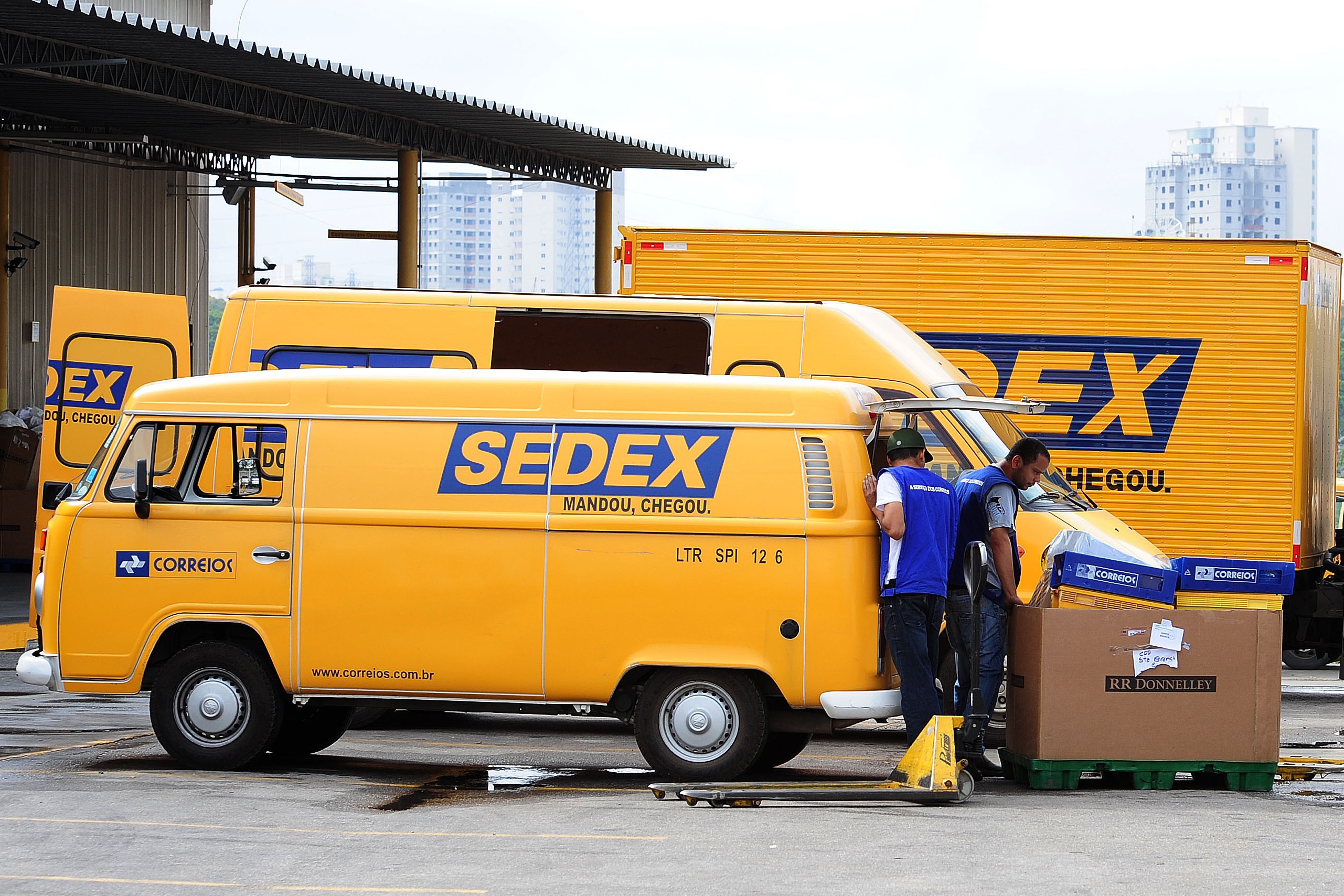 Imagem de Correios cobrará R$ 15 de todas as encomendas internacionais; diz site no tecmundo