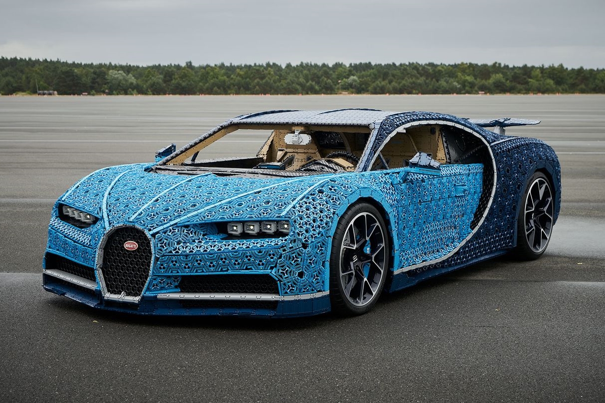 Imagem de LEGO constrói réplica funcional em tamanho real de um Bugatti Chiron no tecmundo