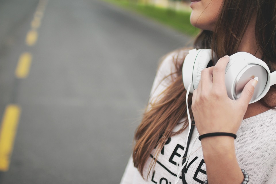 Imagem de Os 11 fones e headphones esportivos para te dar aquele gás nos treinos! no tecmundo