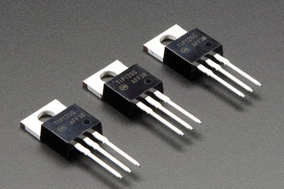 Imagem de Engenheiros do MIT criam menor transistor 3D do mundo no tecmundo
