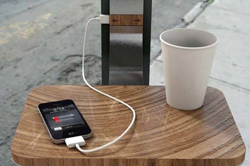 Imagem de Nunca carregue o celular em estações USB públicas; elas podem roubar dados no tecmundo
