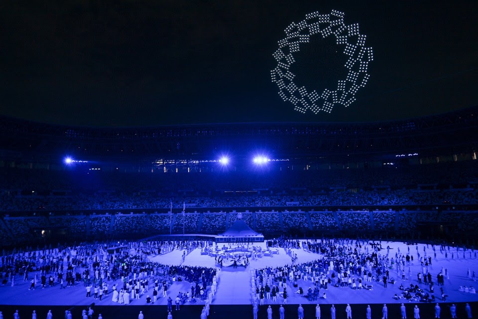 Imagem de Milhares de drones iluminam céu na abertura das Olimpíadas de Tóquio no tecmundo